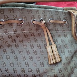 Dooney & Bourke Signature Women's Bag